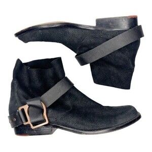 JOE'S Saki Black Leather Ankle Distressed Boots 
